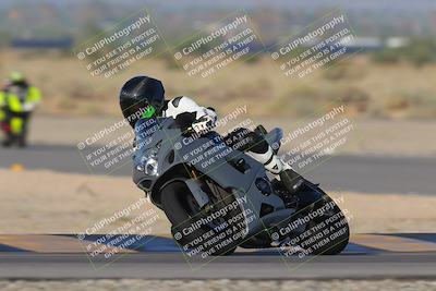 media/Sep-09-2023-SoCal Trackdays (Sat) [[6f49351c42]]/Turn 15 (745am)/